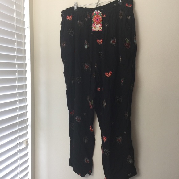 NWT Farm Rio heart printed drawstring pants - Picture 3 of 4